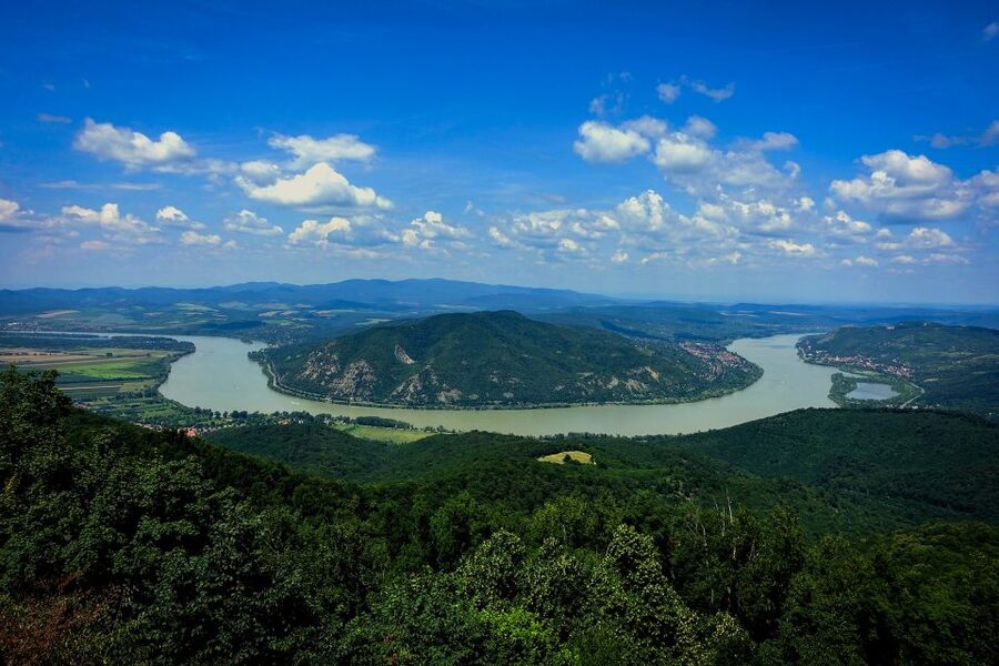 One Day Wonder Hike - The Essence of the Danube Bend - From Budapest to Dömös in a comfortable van