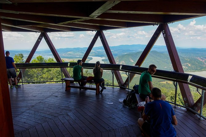 One Day Wonder Hiking Trip - The first climb toward Prédikálószék
