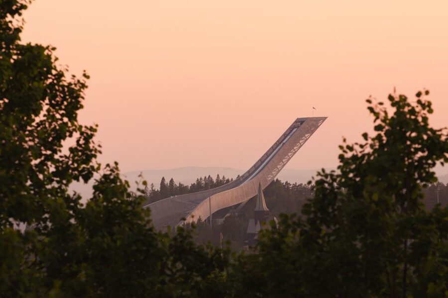 Oslo: Best View of the Oslofjord Hike - The final walk to Vettakollen summit