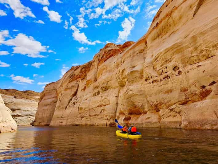 Page: Lake Powell Kayak & Water Antelope Canyon Hiking Tour - The return paddle and the shape of the day