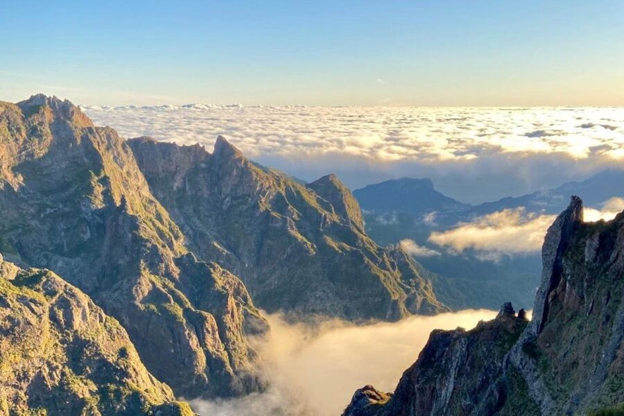 Pico Do Arieiro Pico Ruivo Sunrise or Morning Hike Transfers - Why this Madeira mountain morning works so well