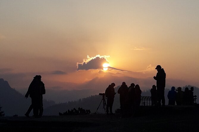 Poon hill Trek 3 days - Food, lodging, and support on the trail