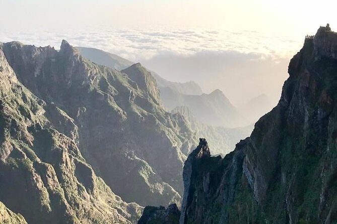 PR1 Pico do Arieiro Self-Guided Hiking Transfer (Morning slot) - Finishing at Funchal Ecological Park