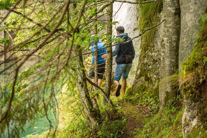 Private Daytrip Hike to Bucegi Mountains - Scropoasa Lake and its unusual color