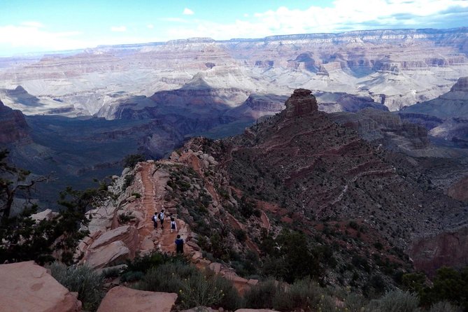 Private Grand Canyon Full Day Hike - Leaving Flagstaff in a private touring vehicle