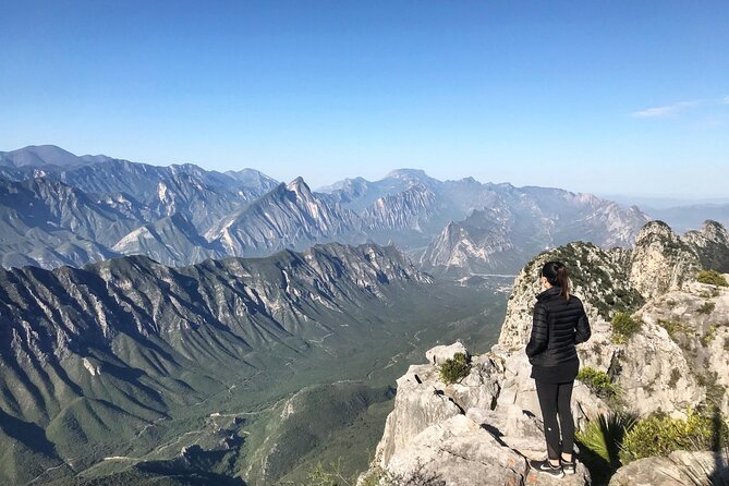 Private Hiking to La M in Chipinque Ecological Park - The descent and the post-hike gathering