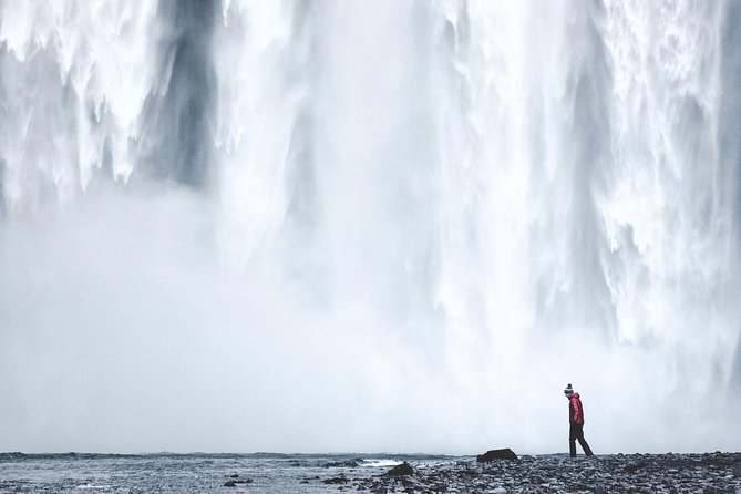 Private Jökulsárlón Glacier Lagoon 2 Day Tour & Glacier Hike - The guides make a major difference