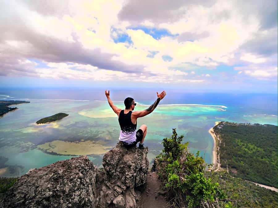 PRIVATE LeMorne Mountain Picturesque Hike-UNESCO Recognised - The four-hour route, from path to scramble
