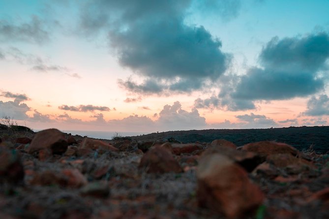 Private sunrise hike to Aruba's Natural Pool (Conchi) - Following the dark coastal trail
