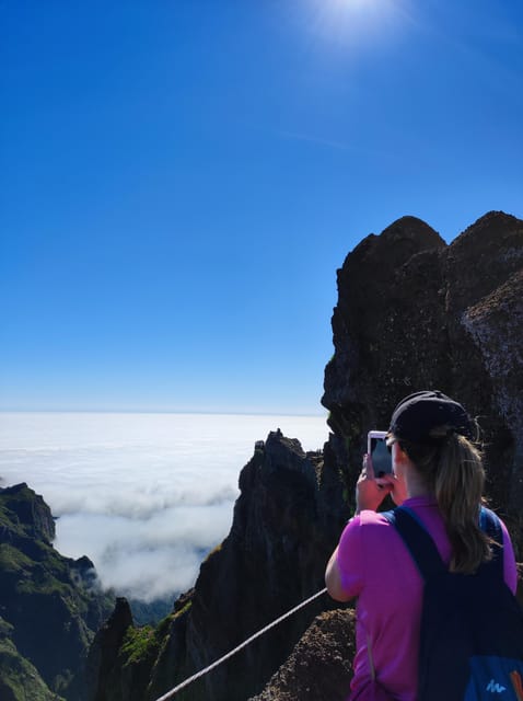 Private Sunrise Hike to Pico Ruivo with Hotel Pickup - What to bring for a cold summit
