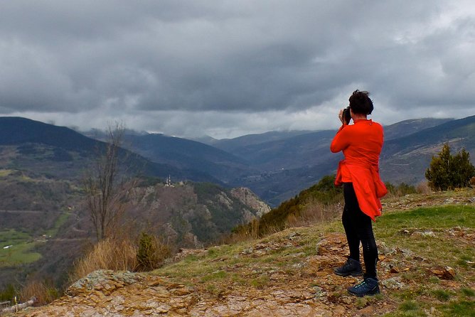 Pyrenees Hiking from Barcelona - Snacks, lunch, and what to pack