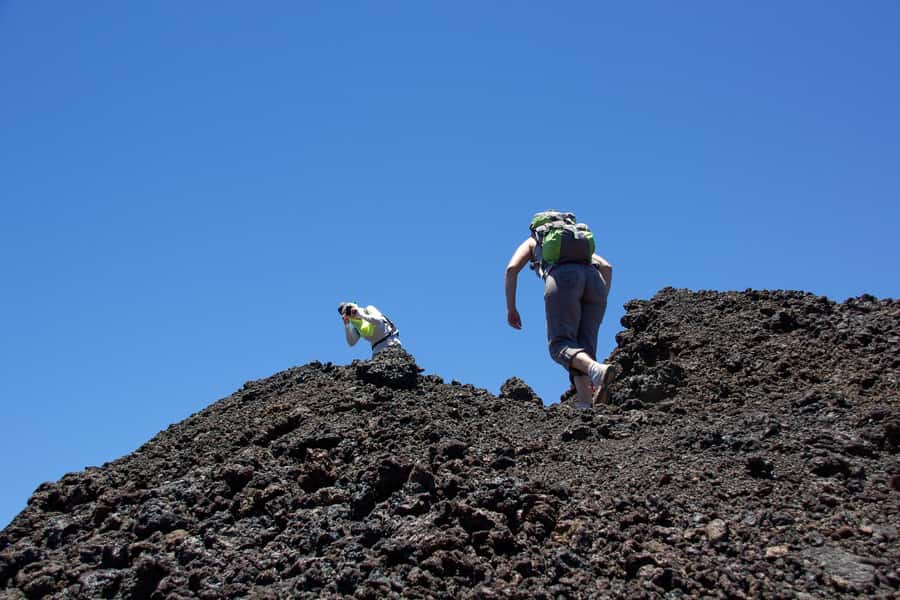 Réunion: Piton de la Fournaise Volcano off trail Hike - Why hiking poles matter on this route
