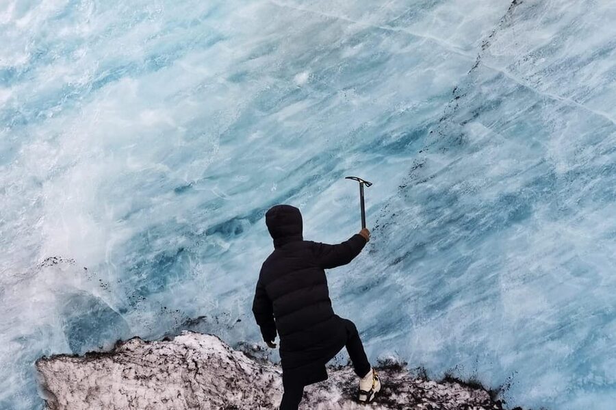 Reykjavik: Glacier Hike, Waterfalls and Black Sand Beach - Who should book this South Coast day?