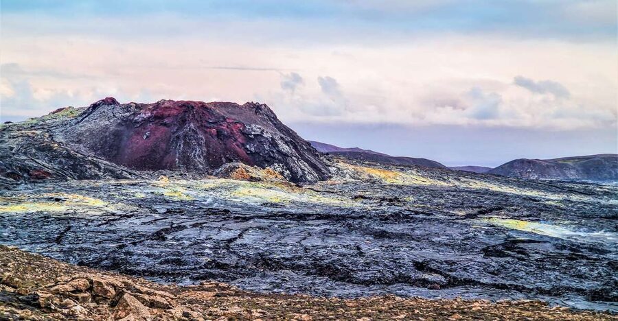 Reykjavík: Guided Afternoon Hiking Tour to New Volcano Site - Why this volcano hike is different