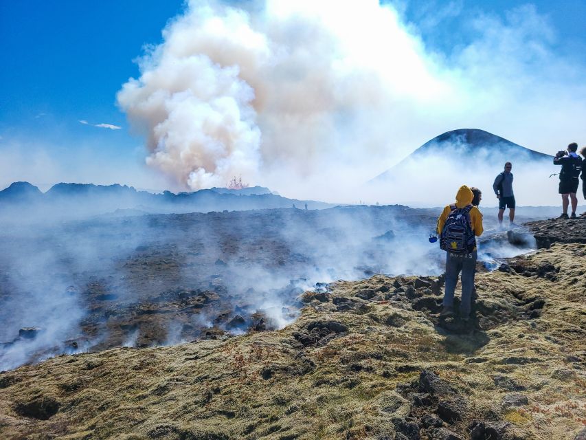 Reykjavík: Guided Afternoon Hiking Tour to New Volcano Site - The guides are a major part of the value