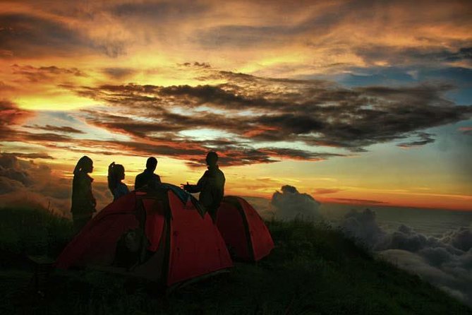 Rinjani Trekking 3D2N Summit - Day 2: Sembalun’s open slopes and the first crater camp