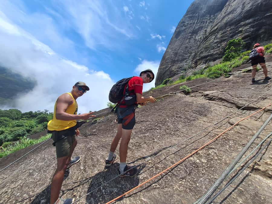 Rio de Janeiro: Pedra da Gávea - guided hike with best views - The two-hour return to Point da Meire