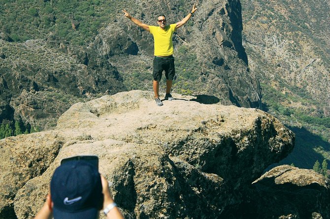 Roque Nublo: hiking on volcanoes with Sky Rebels - Why this tour is more than a Roque Nublo photo stop