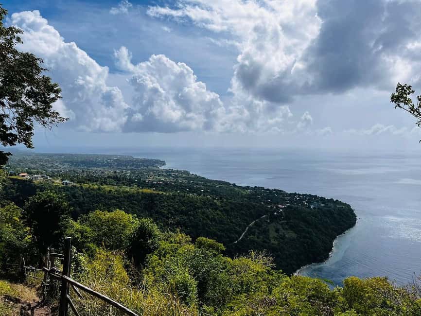 Saint Lucia: Tet Paul Nature Trail Hiking Tour & Beach - The long road to the Soufriere Basin