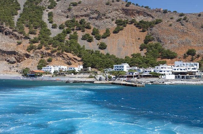 Samaria Gorge Hike from Heraklion region - What to pack for the 6:00 a.m. to 10:00 p.m. day