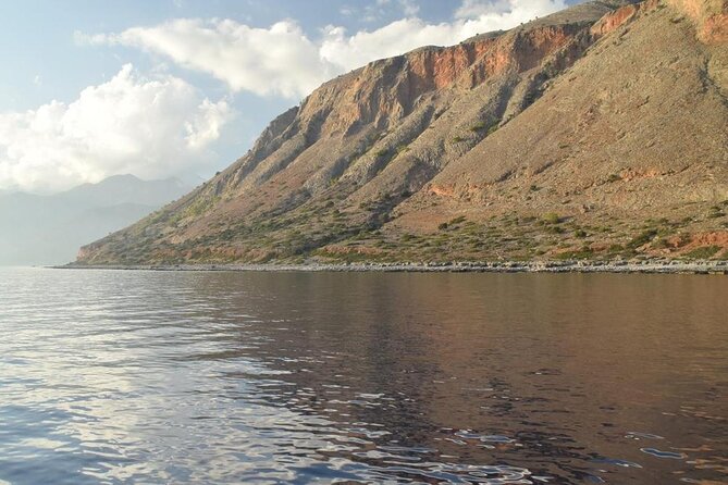 Samaria Gorge Hiking Day Tour From Rethymno - Omalos Plateau and the first 600 steps