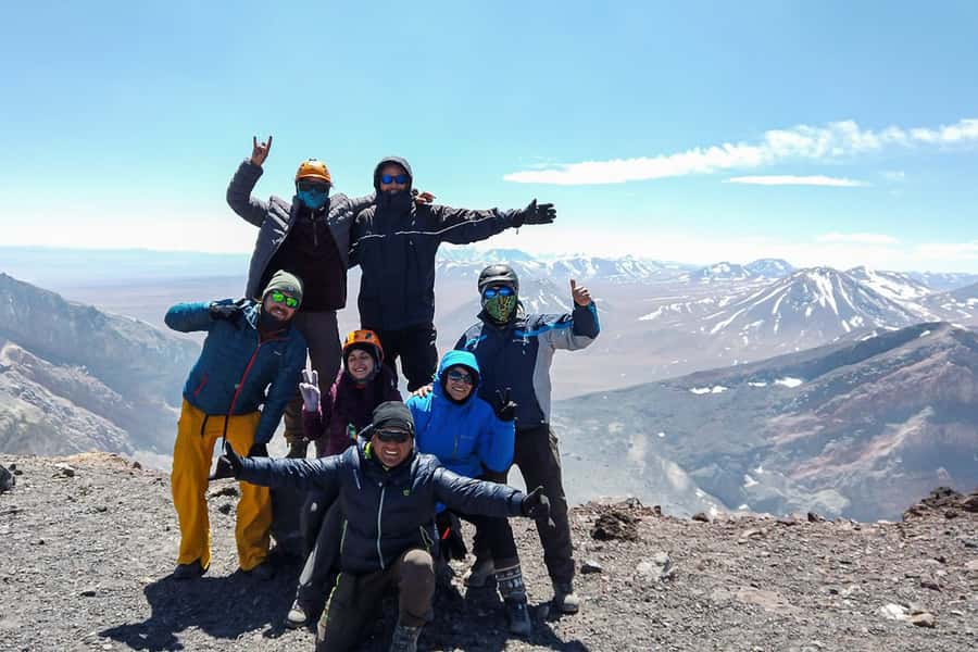 San Pedro de Atacama: Láscar Volcano Summit Hiking Day Trip - The early drive from San Pedro to the high Andes