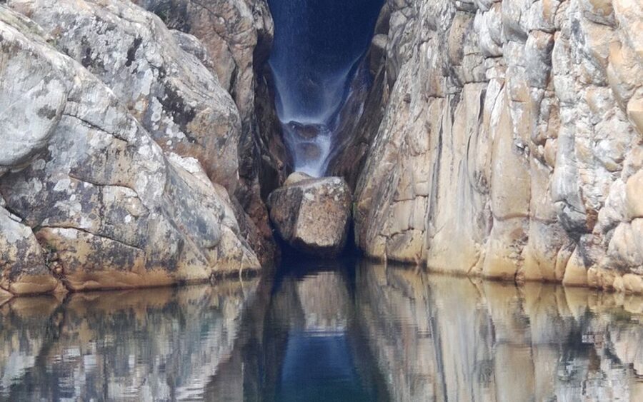 San Teodoro: Rio Pitrisconi Jeep and Hiking Tour - The pools and waterfalls of Rio Pitrisconi