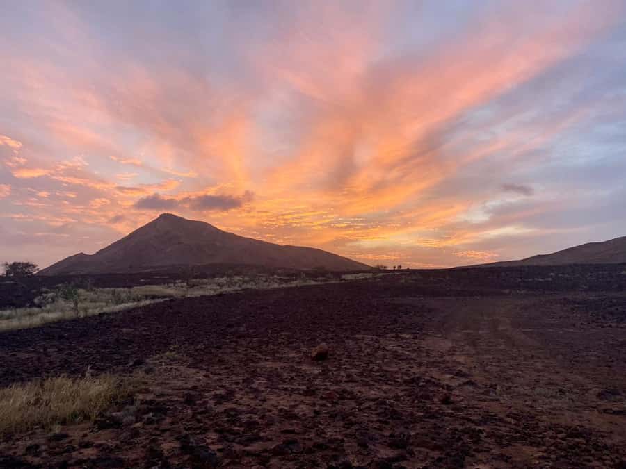 Santa Maria: Guided Coastal Hike & Monte Leão Sunset - Calheta Funda: A Coastal Pause With Few Frills