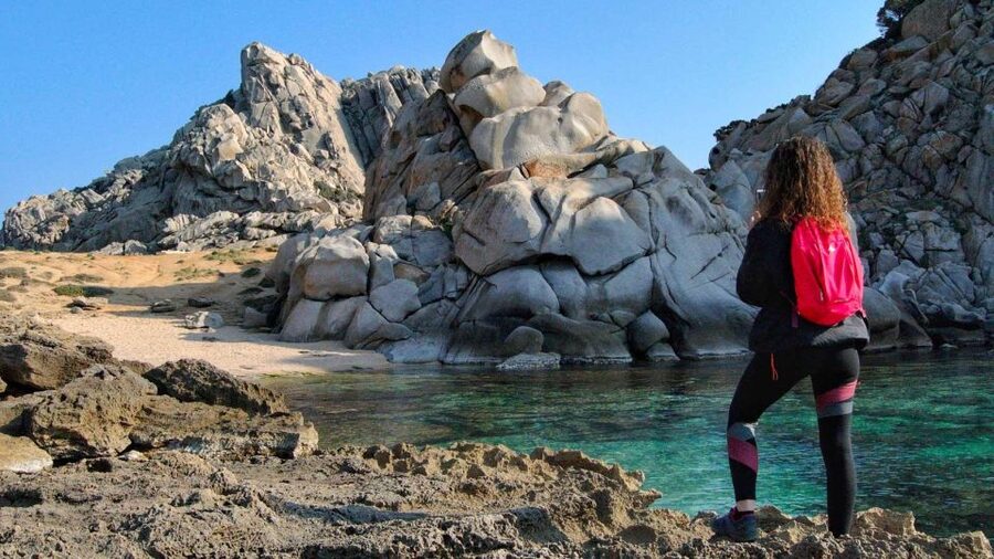 Santa Teresa Gallura: Valle della Luna hiking - Finding the meeting point near Cala Spinosa Street