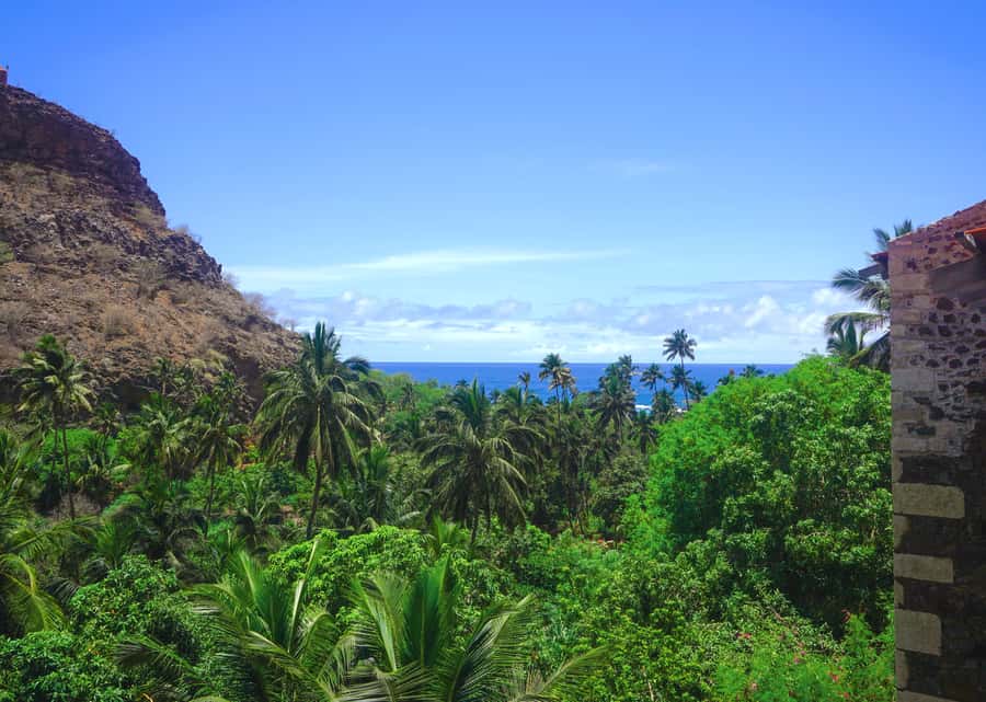 Santiago: Calabaceira Valley Trek & Visit to Cidade Velha - Lunch by the sea, with one extra cost