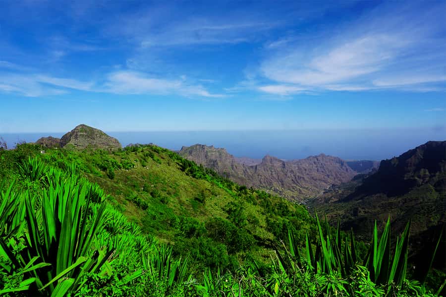 Santiago Island: Serra Malagueta & Tarrafal Beach Trek Tour - Walking the 8.5-kilometer Serra Malagueta loop