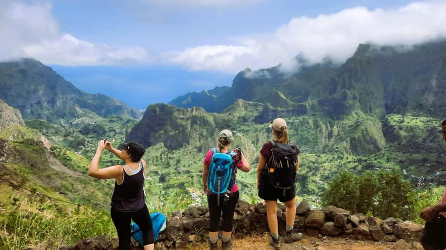 Santo Antão: Hiking Cova Volcano Crater to Ribeira Paúl - Who should book this Santo Antão hike