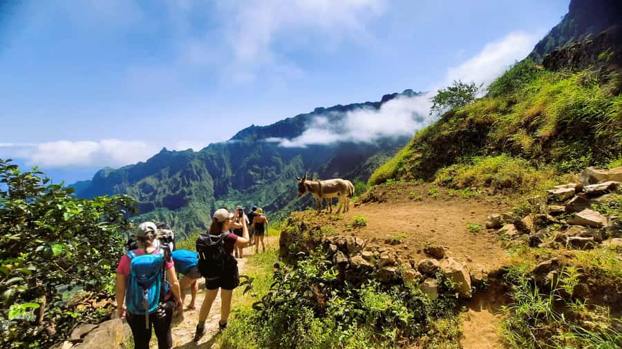 Santo Antão: Hiking Cova Volcano Crater to Ribeira Paúl - The crater rim delivers the day’s big view