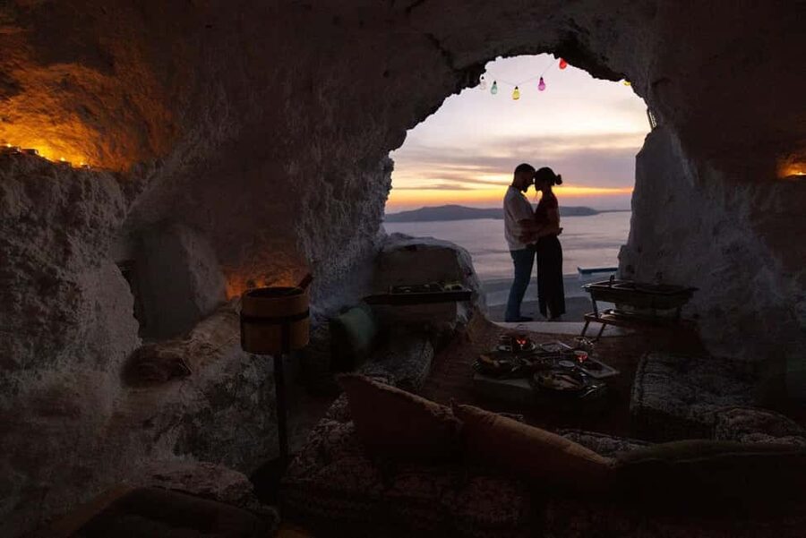 Santorini: Caldera Cave Hike and Dinner - Key points to know before booking