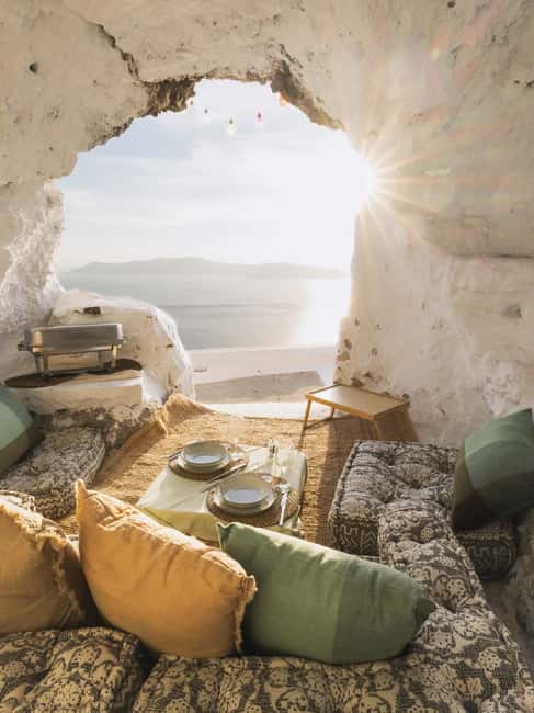 Santorini: Caldera Cave Hike and Dinner - A private Santorini evening, away from the crowds