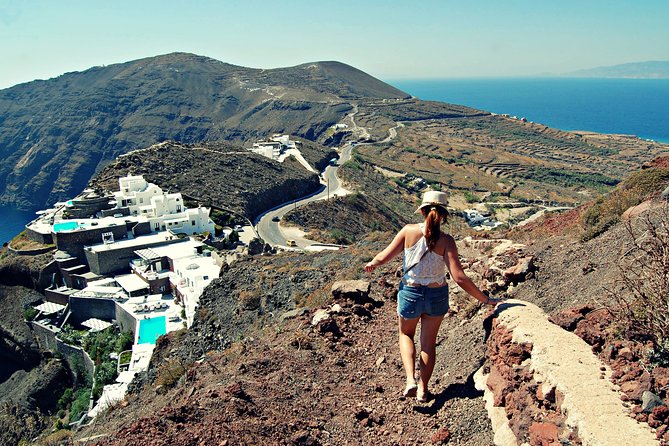 Santorini Caldera Walk Hiking Experience Fira-Oia - Oia is the reward, but not the end of your day