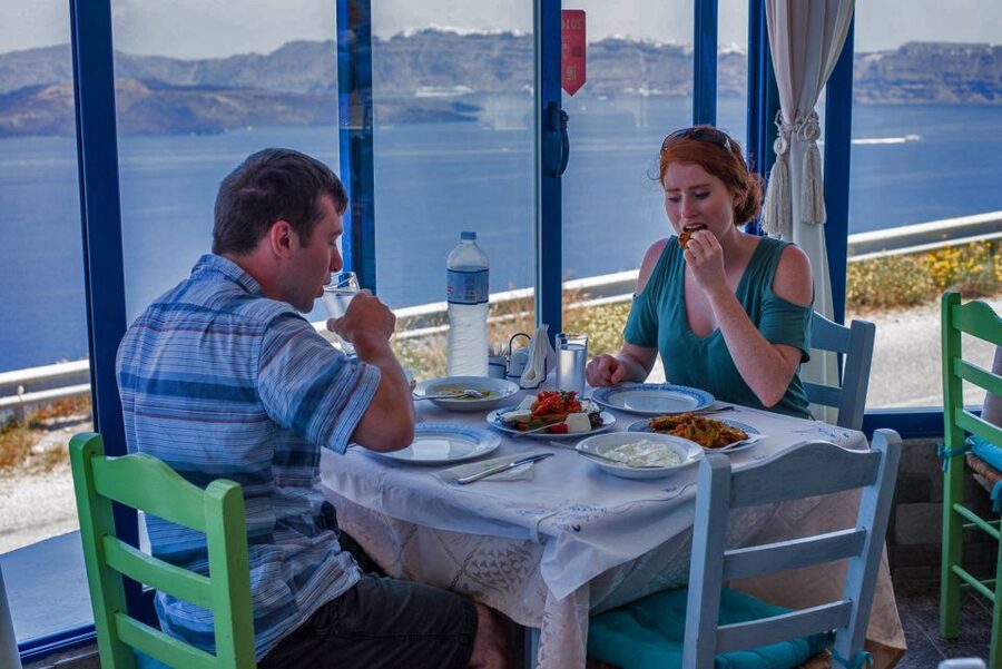 Santorini: Cooking Class and Easy Hike - Views from the middle of Santorini