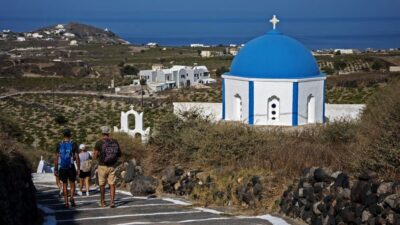 Santorini: Cooking Class and Easy Hike