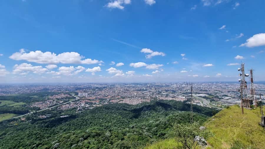 São Paulo: Atlantic Forest Hike in Jaraguá Park with Picnic - Two lookouts with a 360-degree view
