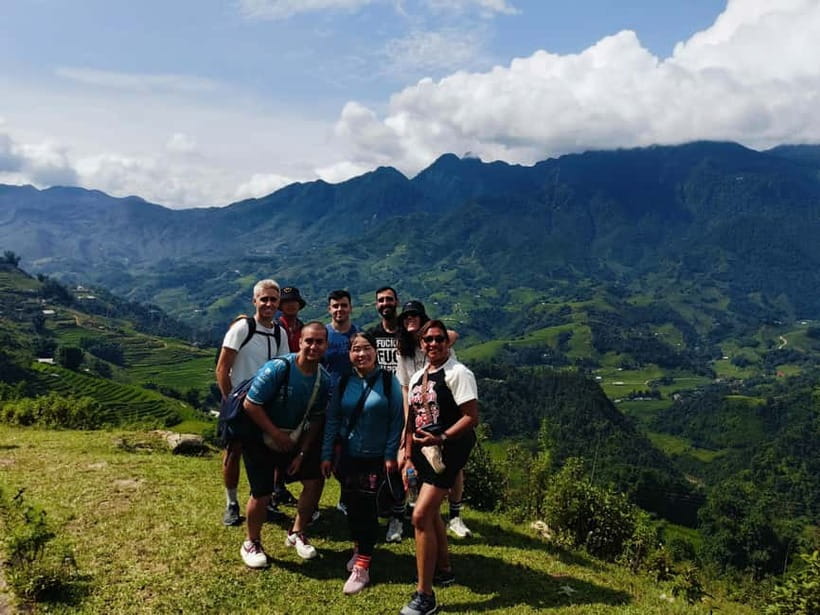 Sapa 1 Day Long Trek: Trek to Hau Thao and Sa Seng Villages - Lunch is the practical midpoint