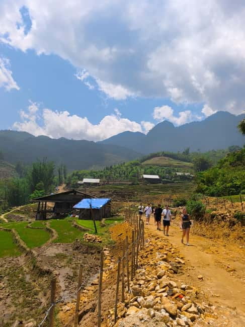 Sapa: 2-Day Local Guided Valley Trek with Night Homestay - Day one: Ham Rong Mountain to Giang Ta Chai Mong