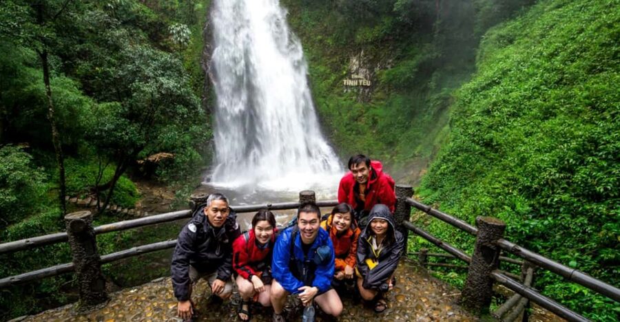 SaPa: 2-Day Villages,Rice Fields, Love Waterfall Hiking Tour - Day two: Suoi Thau, Phin Ho, and Ban Khoang