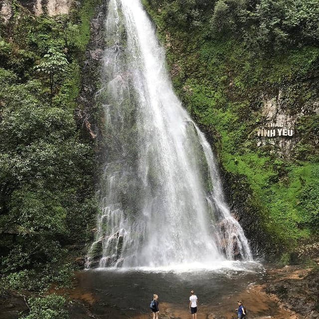 SaPa: 2-Day Villages,Rice Fields, Love Waterfall Hiking Tour - Day one: Suoi Ho, Giang Cha, and Ta Phin