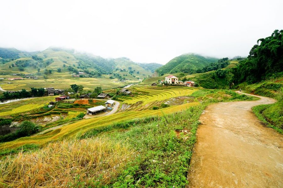 Sapa: 3-Day, 3-Night Trek and Hotel with Overnight Train - What the $212 price buys you