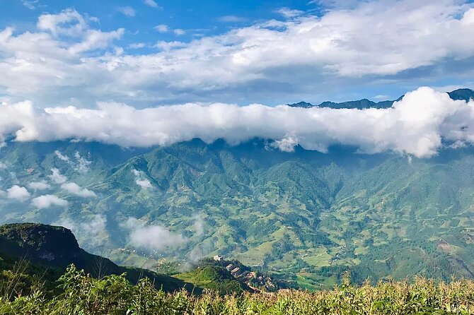 Sapa The Hidden Trail Trek 1 Day - Mountain & Rice Valley - Hang Da Village and the Black H’Mong setting