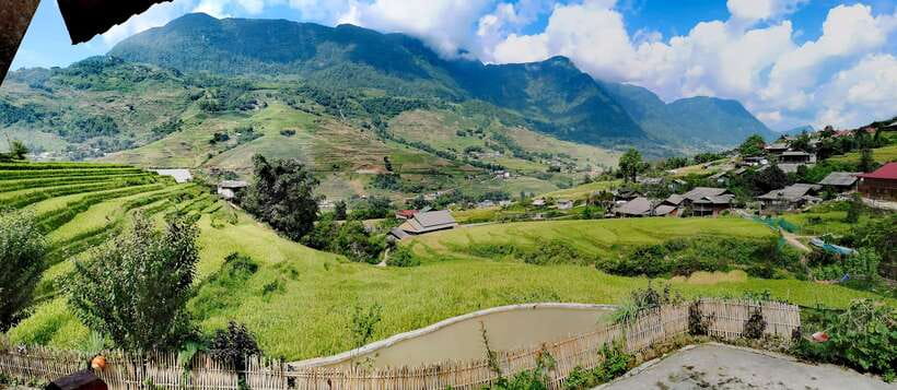Sapa Trekking Bargains With Local Guide - Lao Chai lunch with a valley view