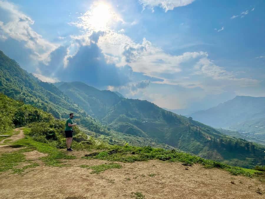 Sapa Trekking Private Tour With Ethnic Female Tour Guide - Meeting the Black Hmong and Red Dao communities