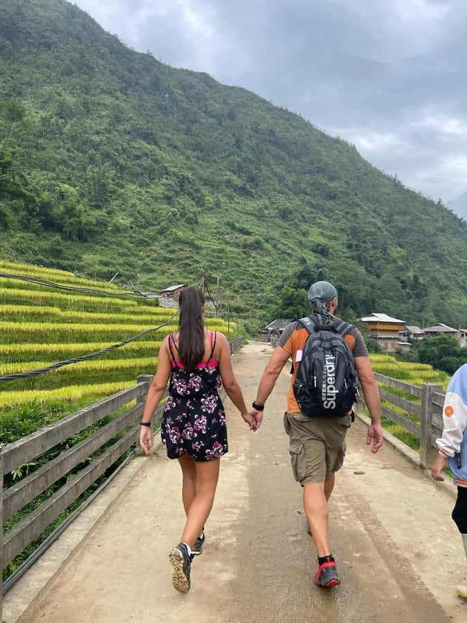 Sapa: Trekking Sapa One Day With Group Tour - Lao Chai, terraces, and lunch