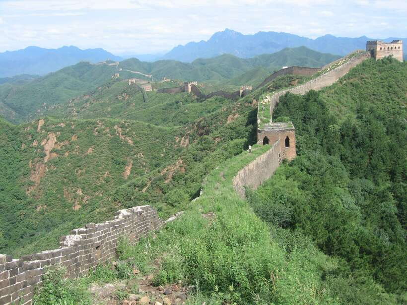 Self-guided challenging hiking from Jinshanling to Gubeikou - The first climb to East-Five-Eye Watchtower