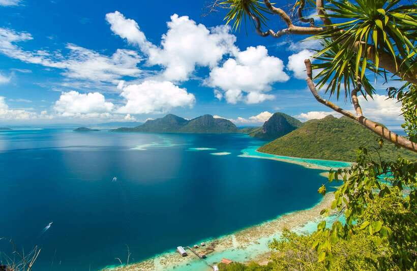 Semporna: Bohey 3 Islands Hike, Snorkel/Dive Tour with Lunch - Lunch gives you a proper break from the boat